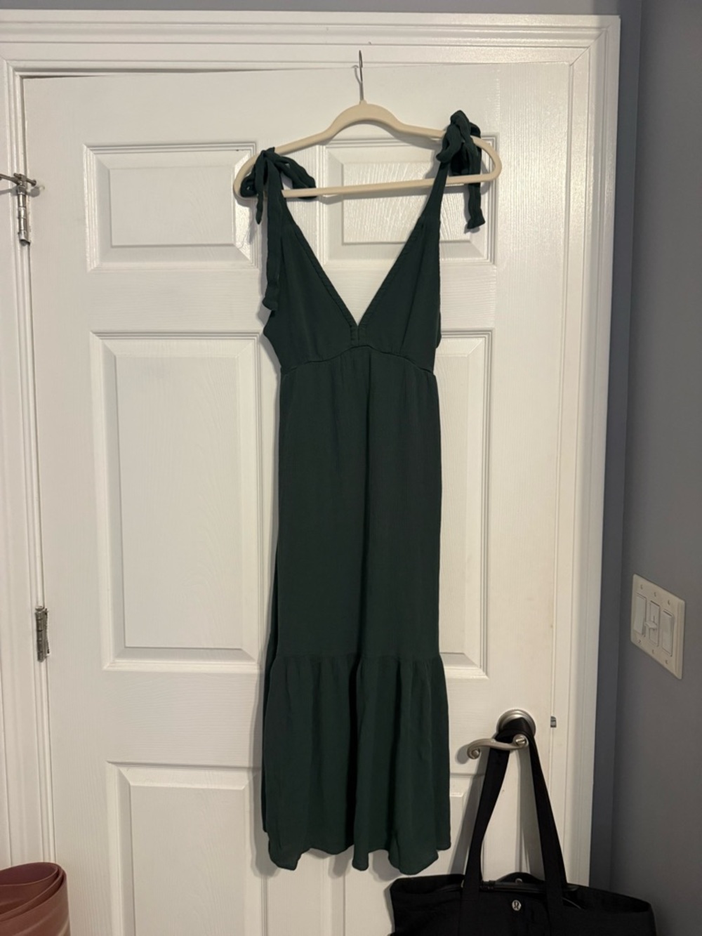 Abercrombie & Fitch Forest Green Tie-Shoulder V-Neck Maxi Dress